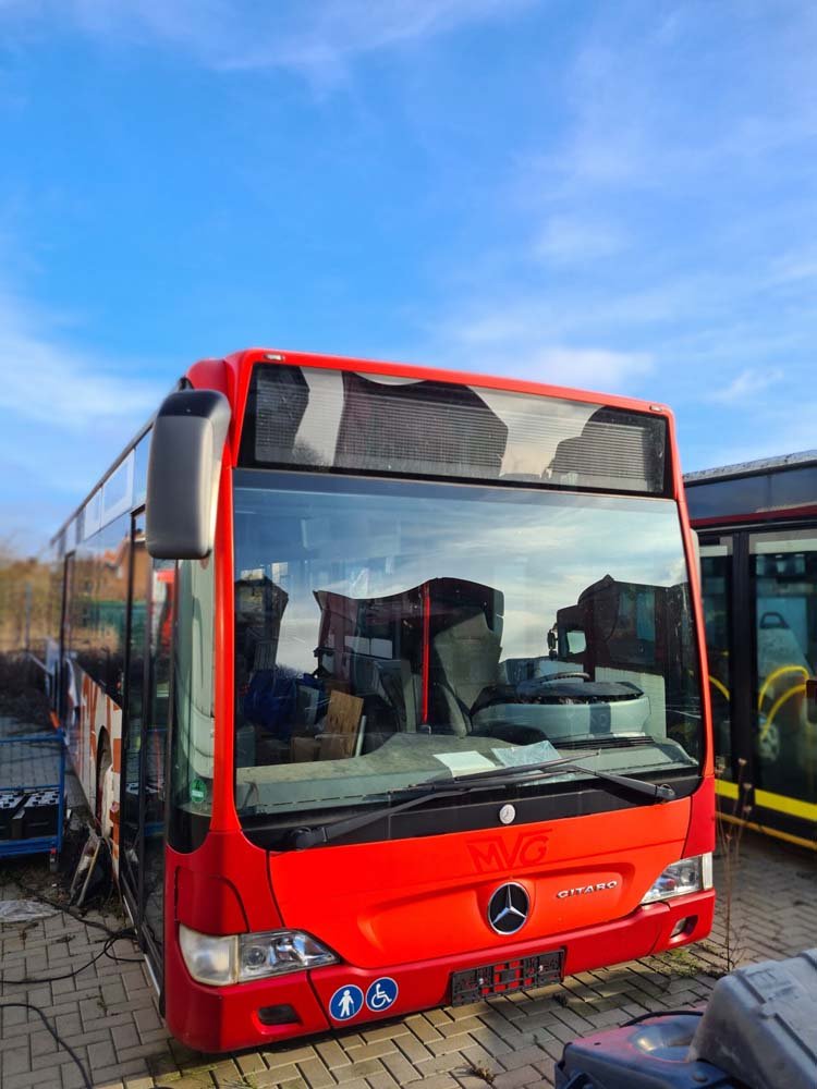 Testfahrzeug 24volt Bus Omnibus Mercedes Citaro Euro 5 rot