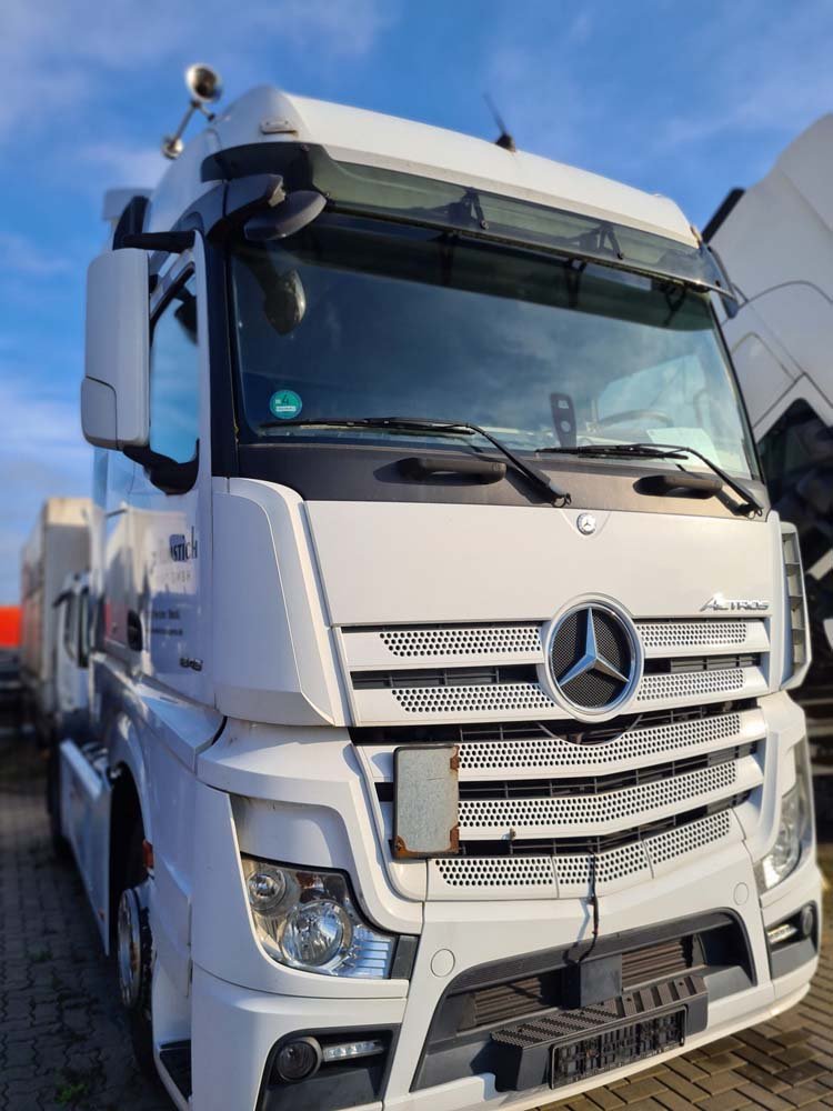 Testfahrzeug 24volt LKW Mercedes Actros Euro 6 weiss
